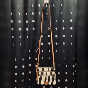 Dooney & Bourke Crossbody